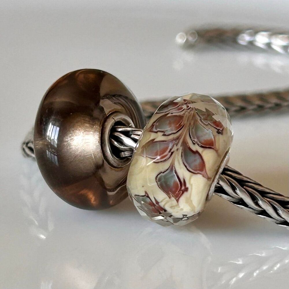 TROLLBEADS Swaying Leaves Facet LAA 925S & Macrow Smooth Smoky Brown Quartz - Picture 2 of 9